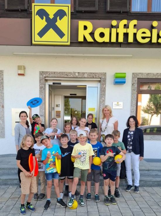 2025 Raika Rosegg 550